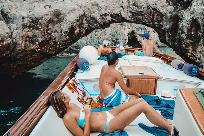 Small Group Amalfi Coast Day Trip from Positano or Praiano - The Optional Stop Question: Emerald Grotto and Group Consensus