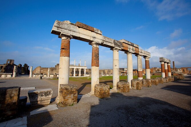 Small Group Guided Pompeii Tour from Positano - Guided time on-site: what 2 hours 15 minutes actually buys you