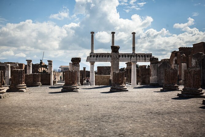 Transfer from Praiano to Naples - Price and value: is $149.23 per person fair for this route?