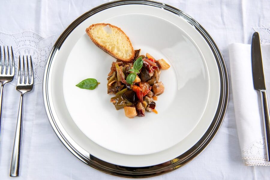 Vietri sul Mare: Dining Experience at a Local's Home - Wines from regional cellars: what’s included and why it’s smart